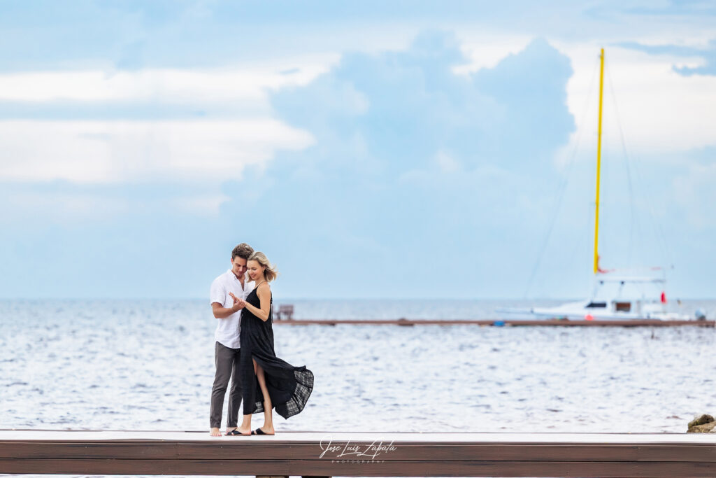 Engagement-Photography---Belizean-Shores-2-San-Pedro,-Ambergris-Caye-Belize-Photographer-Jose-Luis-Zapata-Photography