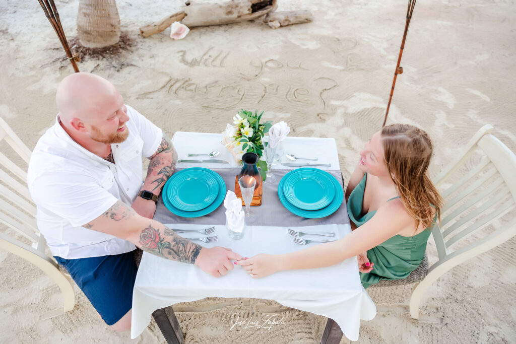 Engagement-Photography---Portofino,-San-Pedro,-Ambergris-Caye-Belize-Photographer-Jose-Luis-Zapata-Photography