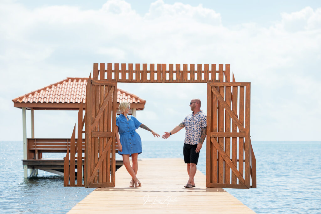 Jose-Luis-Zapata-Photography-Bella-Vista-Couples-Photo-Shoot-San-Pedro,-Ambergris-Caye,-Belize-Photographer