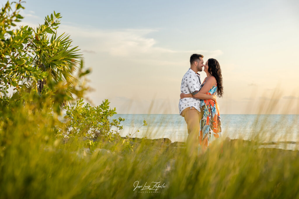 Jose-Luis-Zapata-Photography-Secret-Beach-Couples-Photo-Shoot-San-Pedro,-Ambergris-Caye,-Belize-Photographer